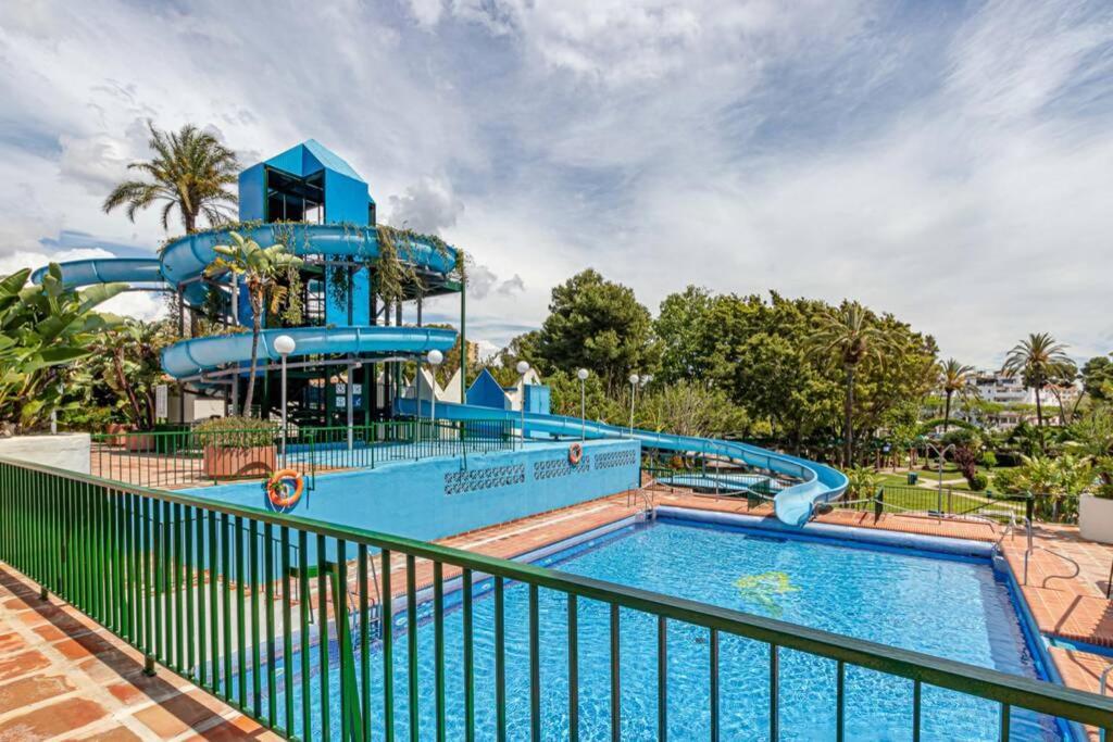 797 Holiday Rentals- Precioso Piso Con Vistas Al Jardin En Benalbeach Benalmádena Extérieur photo