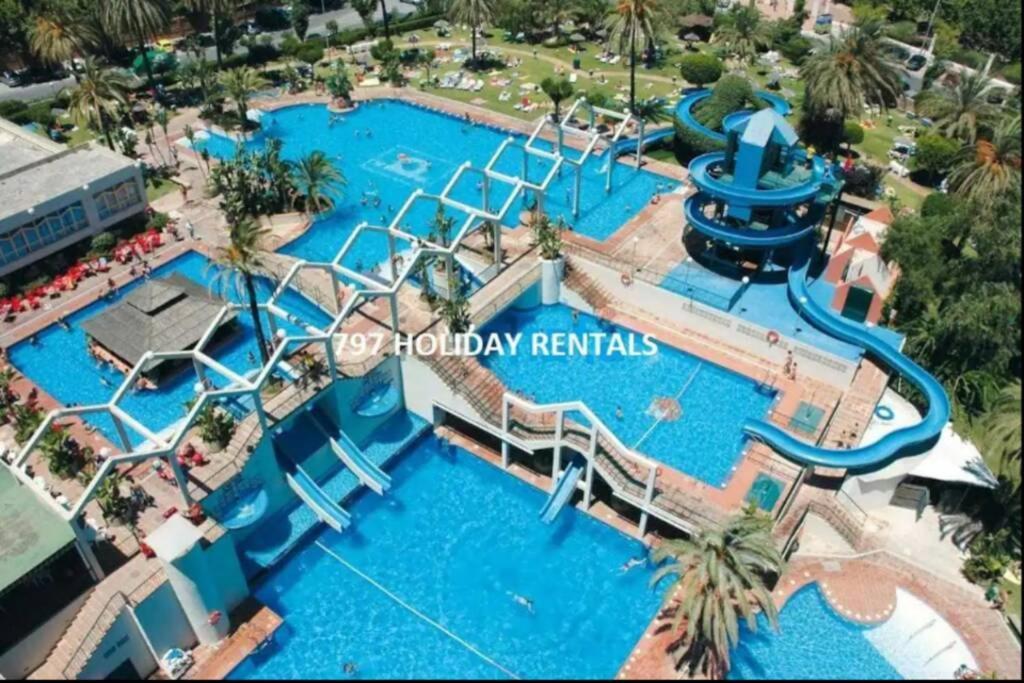 797 Holiday Rentals- Precioso Piso Con Vistas Al Jardin En Benalbeach Benalmádena Extérieur photo