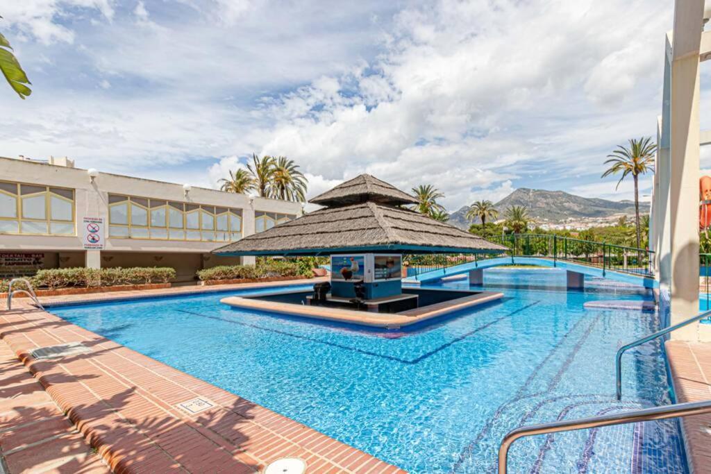 797 Holiday Rentals- Precioso Piso Con Vistas Al Jardin En Benalbeach Benalmádena Extérieur photo